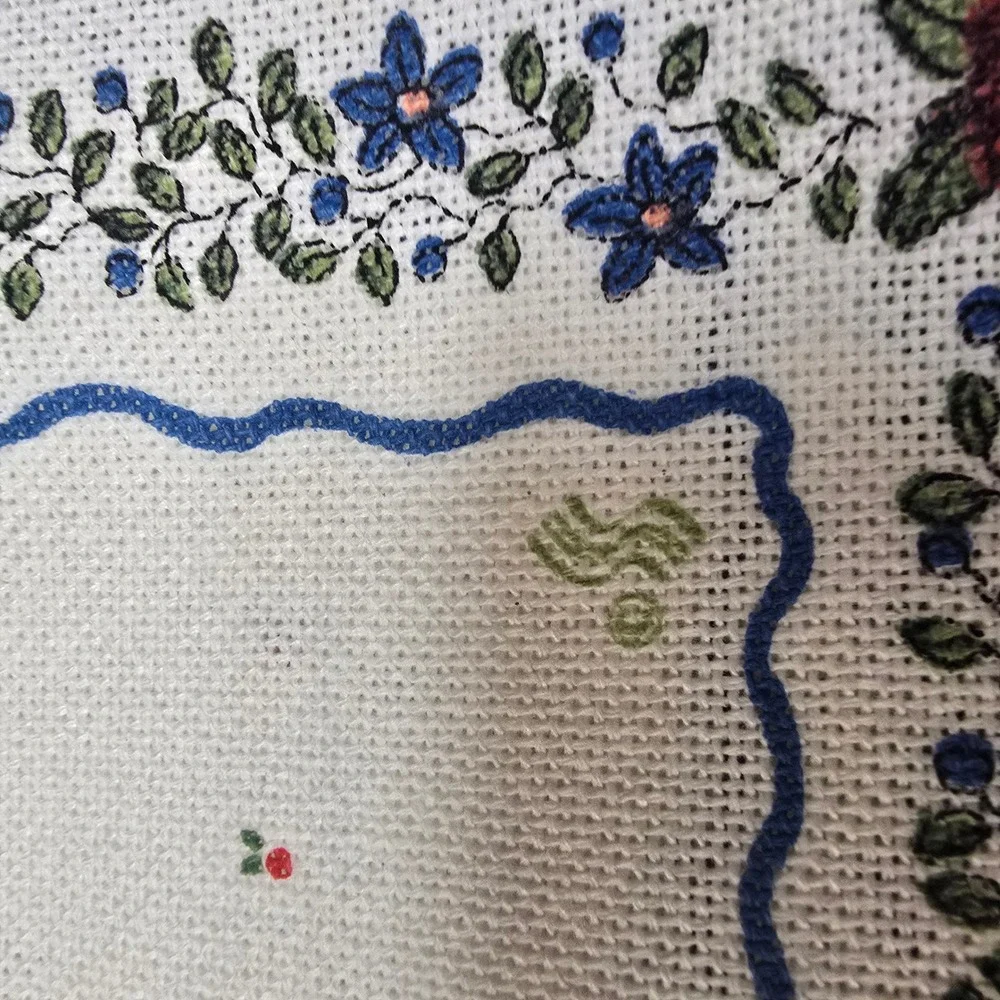Vintage Square Table Topper‎ White Fringed Apple Blue Floral Cross Stitch 16x16